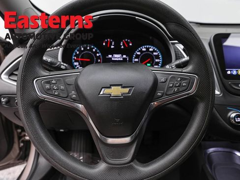 Used 2024 Chevrolet Malibu LT FWD image 10