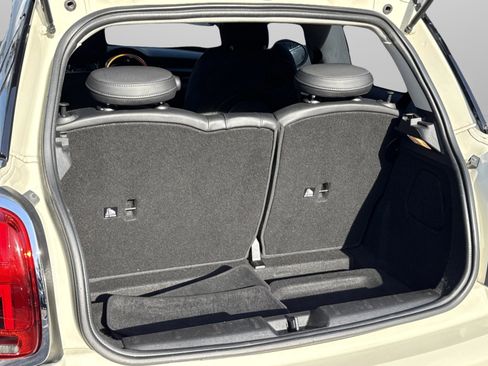 Used 2019 MINI Cooper S image 22