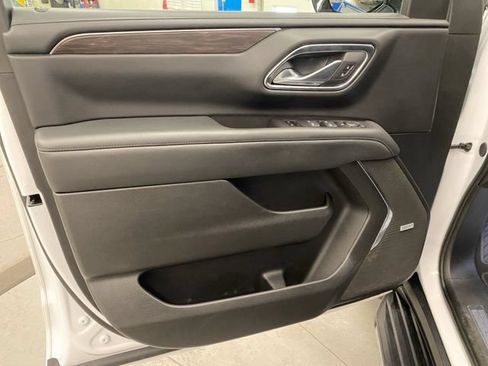 Used 2024 Chevrolet Tahoe LT AWD/4WD image 26