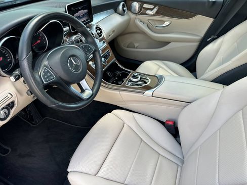 Used 2018 Mercedes-Benz C 300 Sedan image 10