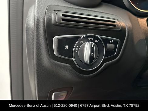 Certified 2022 Mercedes-Benz GLC 300 4MATIC image 21