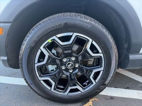 Used 2025 Ford Bronco Sport Outer Banks w/ Outer Banks Tech Package+ image 12