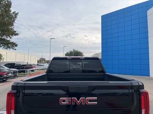 Used 2022 GMC Sierra 1500 SLT image 8