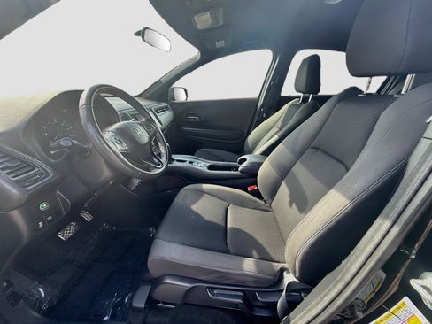 Used 2021 Honda HR-V Sport image 15