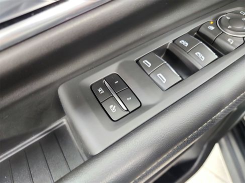 Used 2024 Chevrolet Tahoe Premier image 21