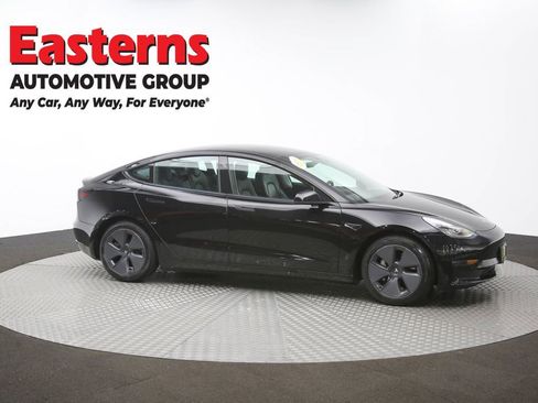 Used 2021 Tesla Model 3 Standard Range Plus image 45