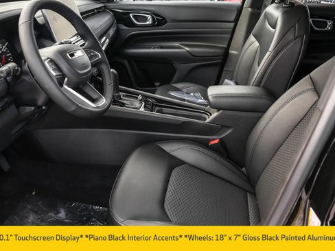 New 2026 Jeep Compass Latitude AWD/4WD image 5