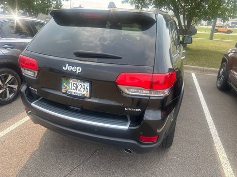 Used 2018 Jeep Grand Cherokee Limited AWD/4WD image 10