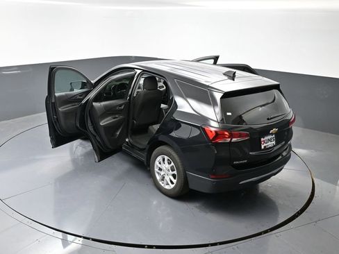 Used 2024 Chevrolet Equinox LT image 37