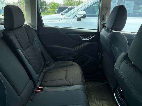 Used 2022 Subaru Forester Premium AWD/4WD image 8