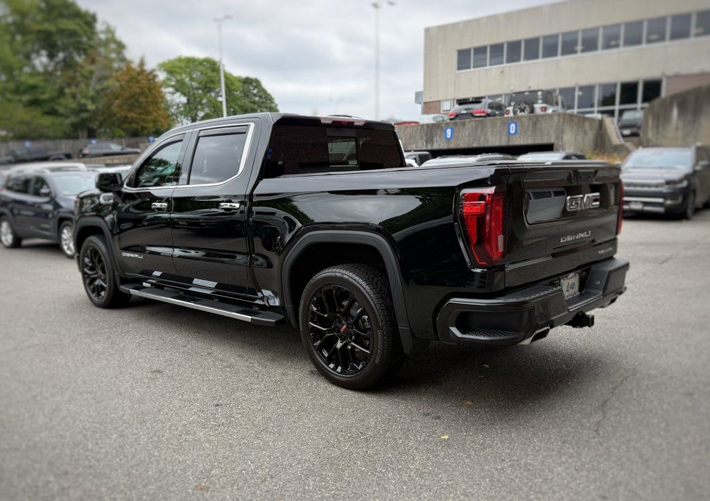 Used 2025 GMC Sierra 1500 Denali AWD/4WD image 12