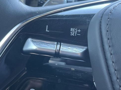 Used 2025 Cadillac Escalade Sport Platinum image 41