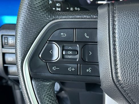 Certified 2025 Toyota Tacoma TRD Off-Road image 28