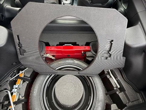 Used 2011 Nissan 370Z Coupe RWD image 22