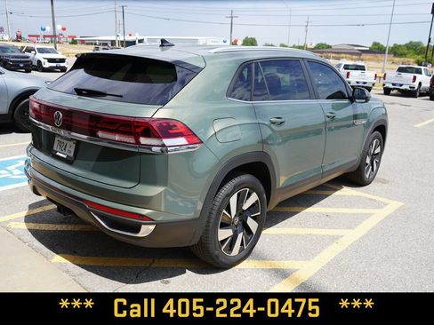 Used 2026 Volkswagen Atlas Cross Sport SE FWD image 9