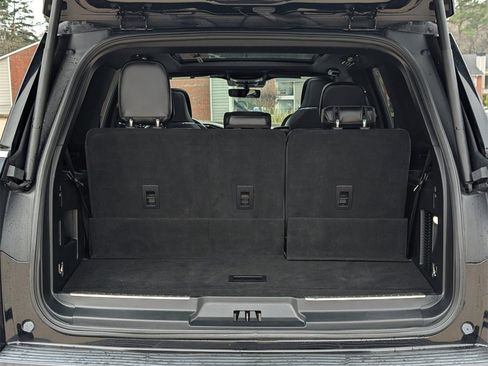 Used 2021 Lincoln Navigator Reserve image 31