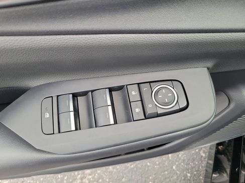 New 2026 Toyota Prius Plug-In Hybrid image 16