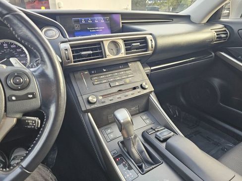 Used 2016 Lexus IS 300 AWD w/ Navigation System Package image 27