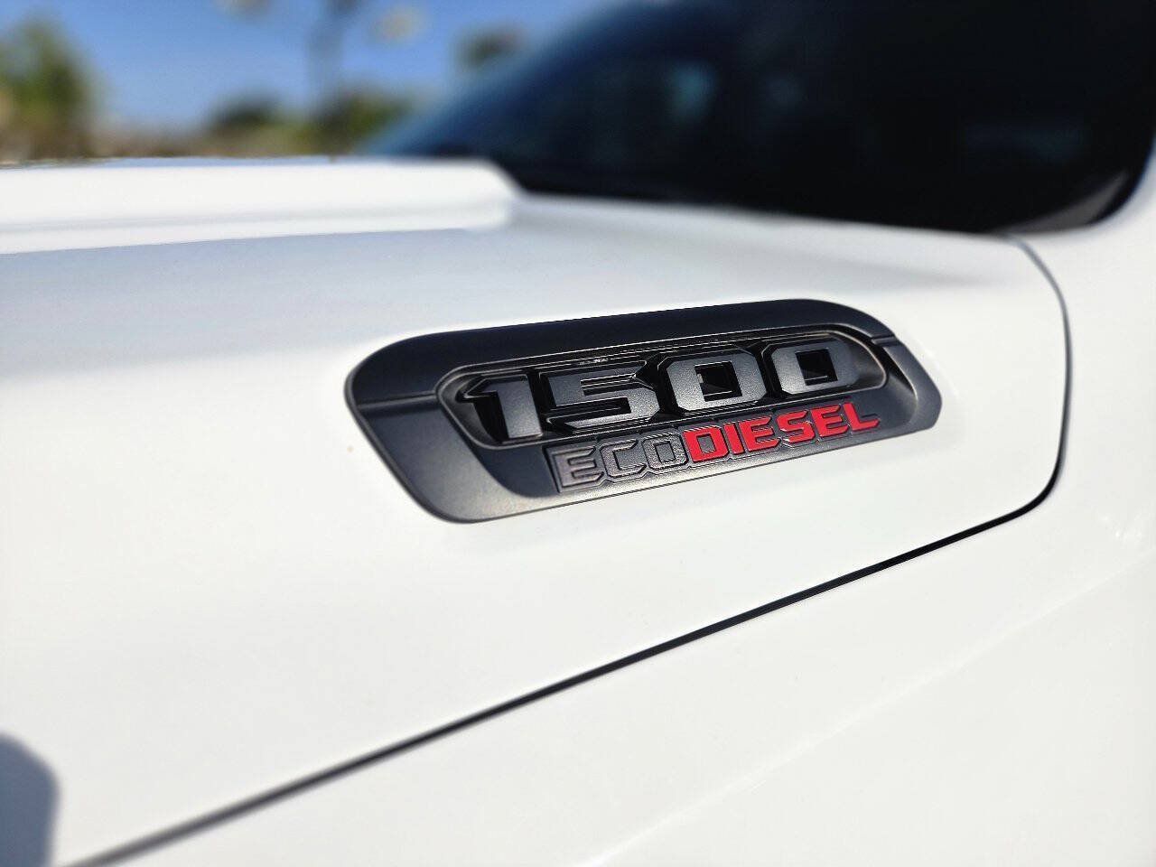 Used 2020 RAM 1500 Laramie RWD image 4