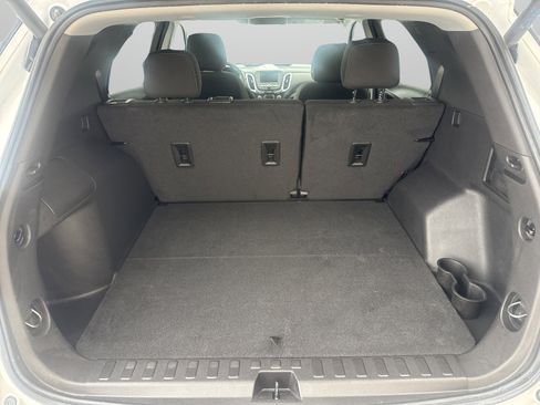 Used 2023 Chevrolet Equinox LT image 9