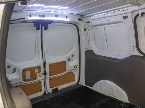Used 2022 Ford Transit Connect XL FWD image 15