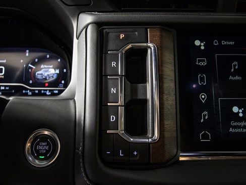 Used 2024 GMC Yukon XL Denali Ultimate image 27