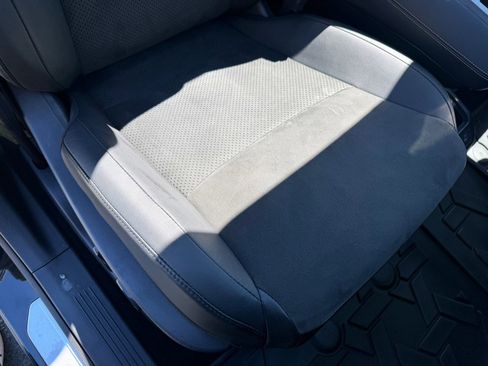 Used 2023 Nissan Ariya FWD image 38