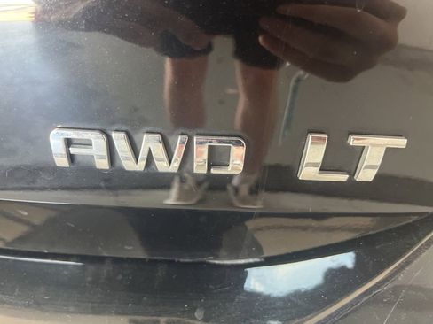 Used 2022 Chevrolet Equinox LT AWD/4WD image 48