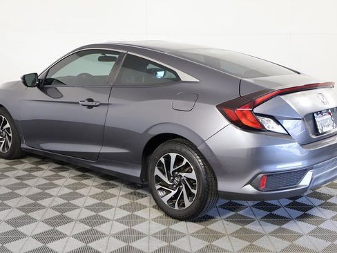 Used 2016 Honda Civic LX-P image 5