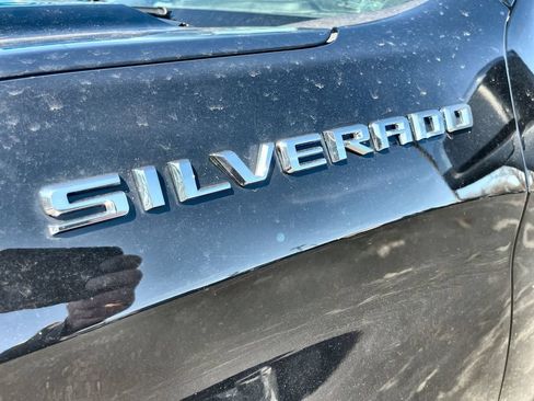 Used 2023 Chevrolet Silverado 1500 LT AWD/4WD image 31