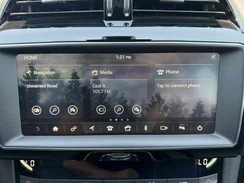 Used 2020 Jaguar F-PACE Premium AWD/4WD image 25