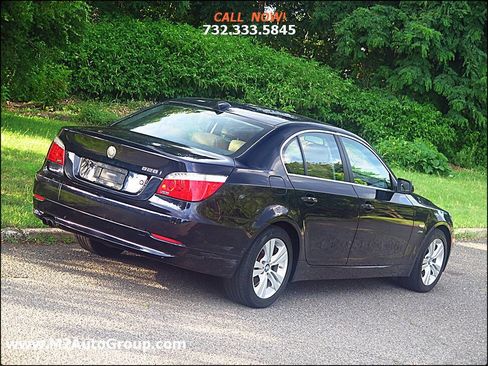 Used 2009 BMW 528i xDrive Sedan image 17