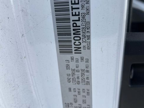 Used 2020 RAM ProMaster 3500 w/ Premium Appearance Group FWD image 18
