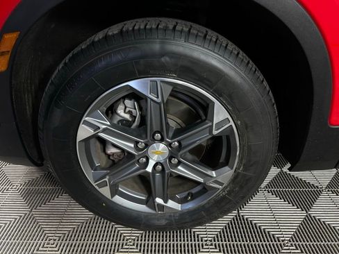 Used 2024 Chevrolet Blazer LT image 10