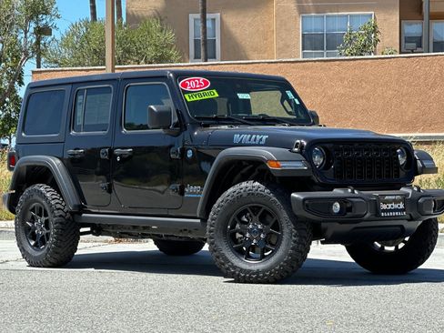 Used 2025 Jeep Wrangler Unlimited Sport S 4xe AWD/4WD image 2