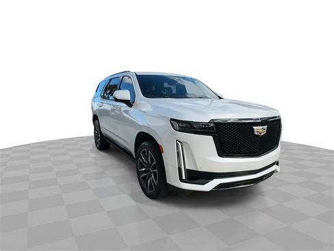 Certified 2022 Cadillac Escalade Sport Platinum image 3