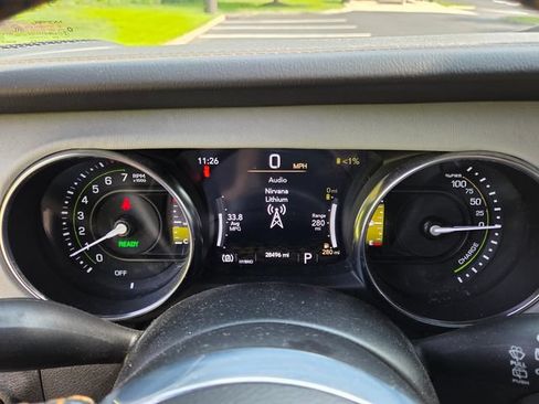 Used 2023 Jeep Wrangler Unlimited Sahara AWD/4WD image 19