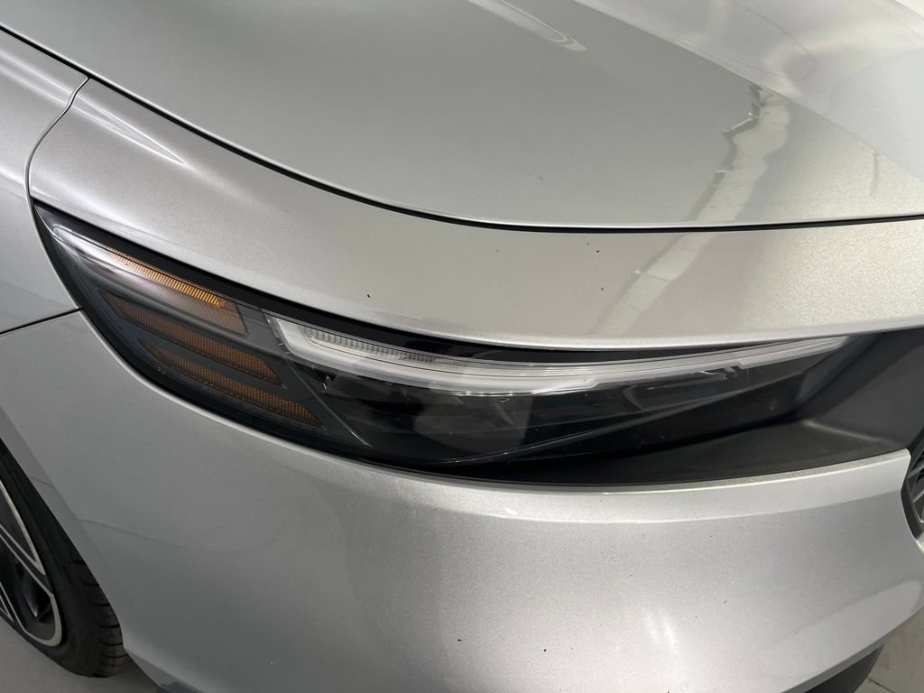 Used 2025 Honda Accord Sport image 34