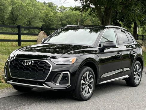 Used 2023 Audi Q5 2.0T Premium w/ Convenience Package AWD/4WD image 13