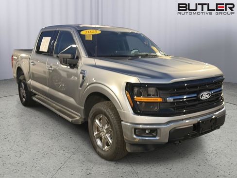 Used 2025 Ford F150 XLT w/ Equipment Group 301A Standard AWD/4WD image 6