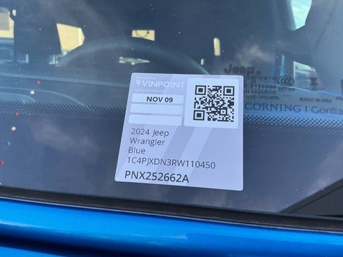 Used 2024 Jeep Wrangler Sport S image 24