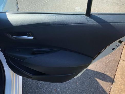 Used 2020 Toyota Corolla LE FWD image 32