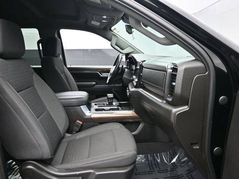 Used 2024 Chevrolet Silverado 1500 RST image 33