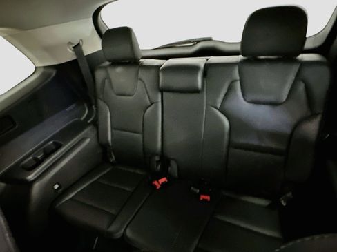 Used 2025 Kia Telluride S AWD/4WD image 31