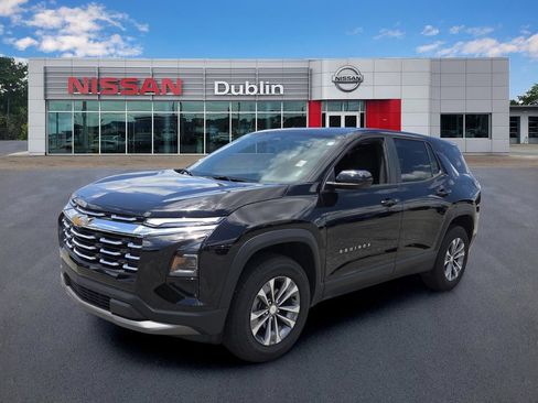 Certified 2026 Chevrolet Equinox LT FWD image 1