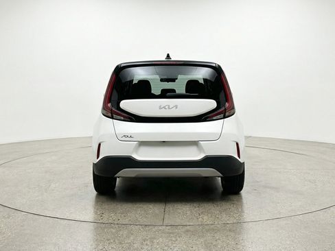 Used 2025 Kia Soul LX w/ LX Technology Package image 7