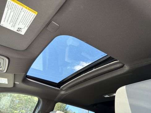 Used 2025 Chevrolet Silverado 2500 LTZ w/ LTZ Plus Package image 29