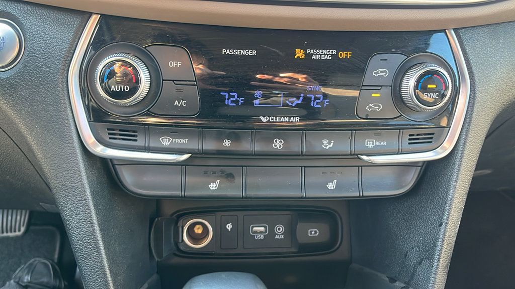 Used 2020 Hyundai Santa Fe SEL AWD/4WD image 16