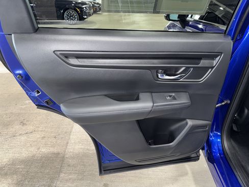 Used 2023 Honda CR-V EX image 15