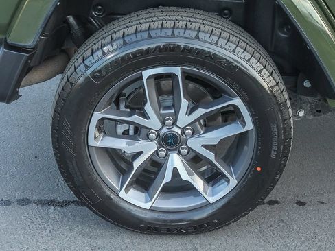 Used 2024 Jeep Wrangler Unlimited w/ Convenience Group AWD/4WD image 11